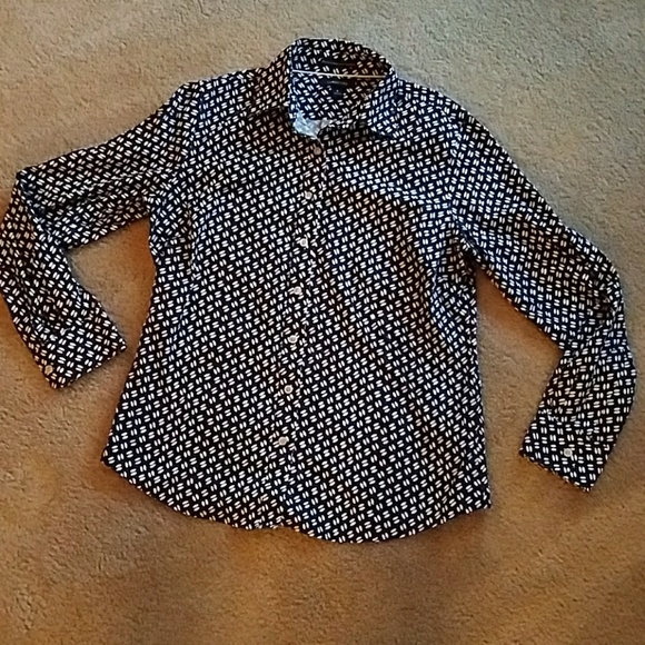 Lands' End Tops - Lands' End navy and white button down