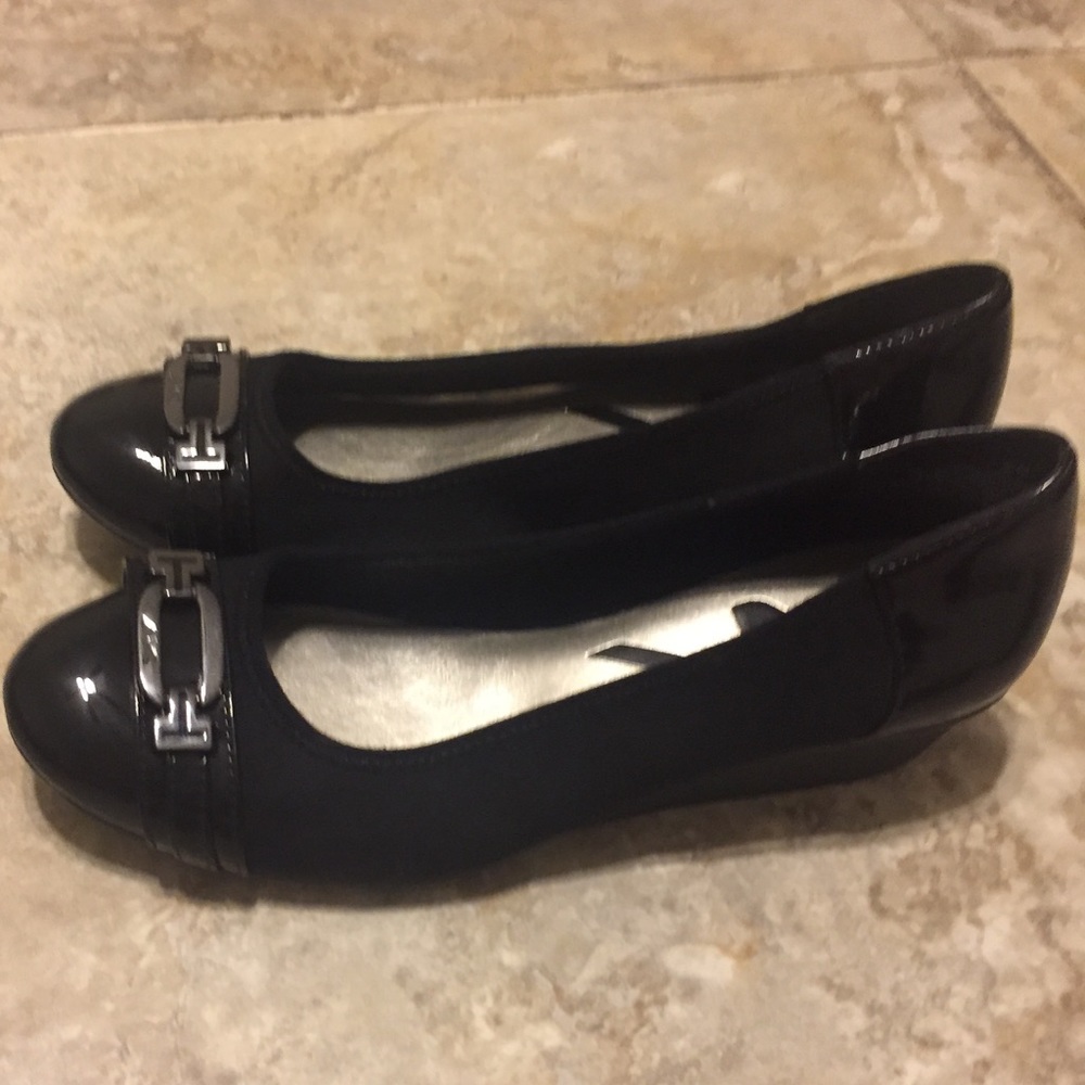 Anne Klein wedge pumps black sz 8.5