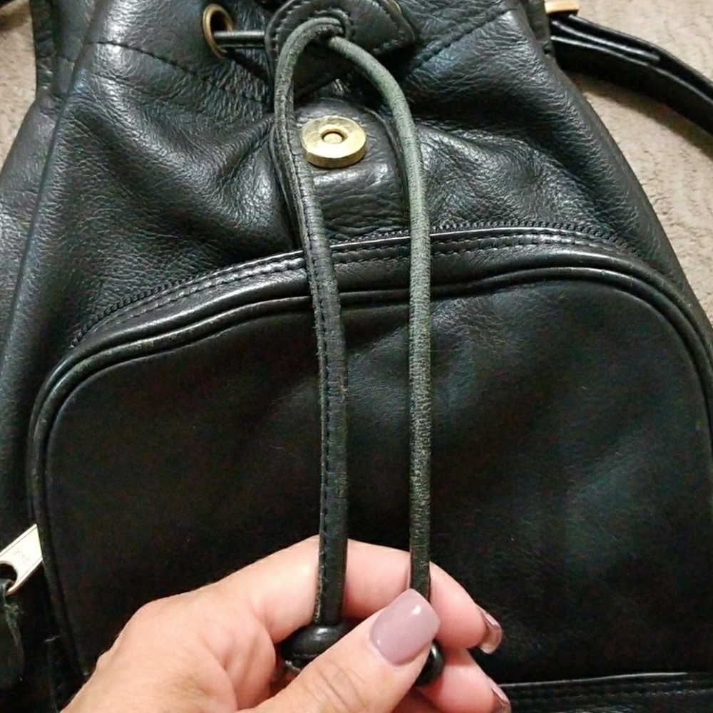 Backpack - Picture 4 of 8