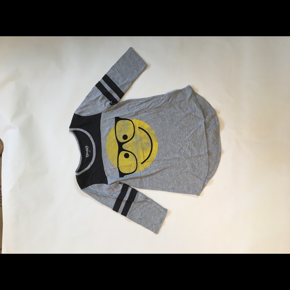 Girls long sleeve graphic tee