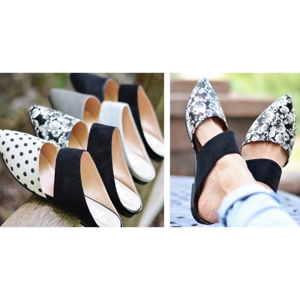 SOLD 🚫 Journey + Crew Floral Flats - Picture 6 of 8