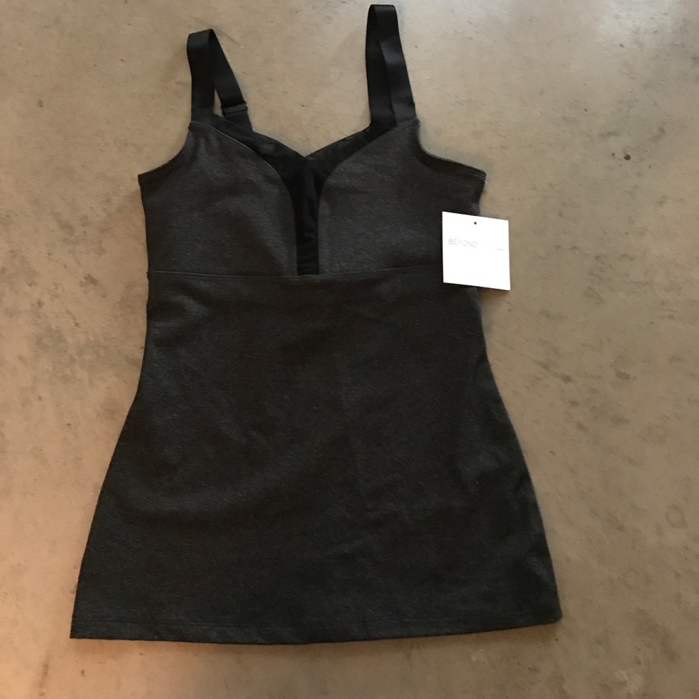 NWT Beyond Yoga Tank