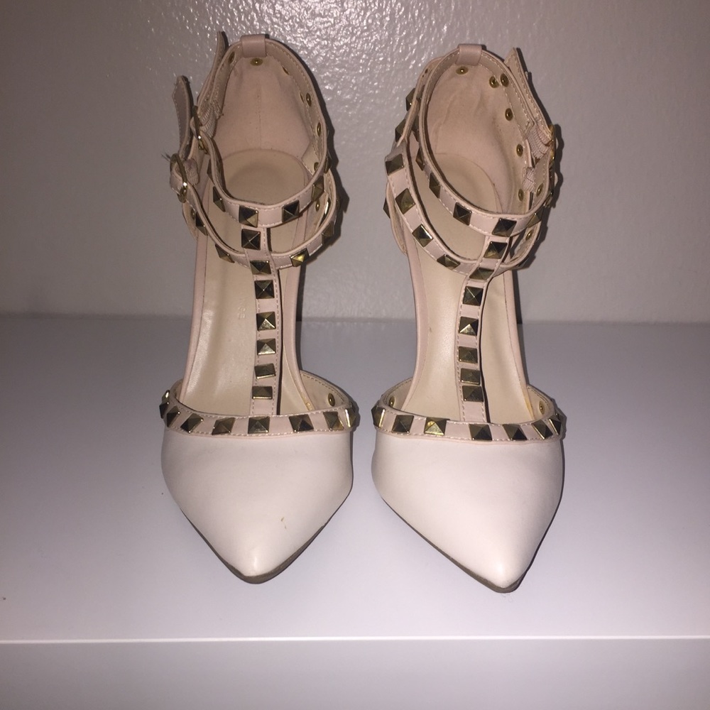 Creme stiletto heels