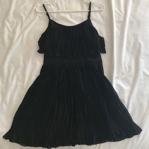 Black guess dress