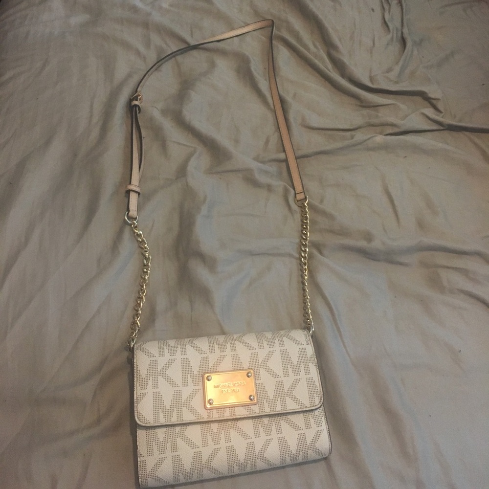 Micheal kors purse