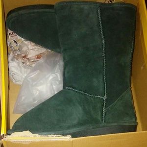 Bearpaw Boots