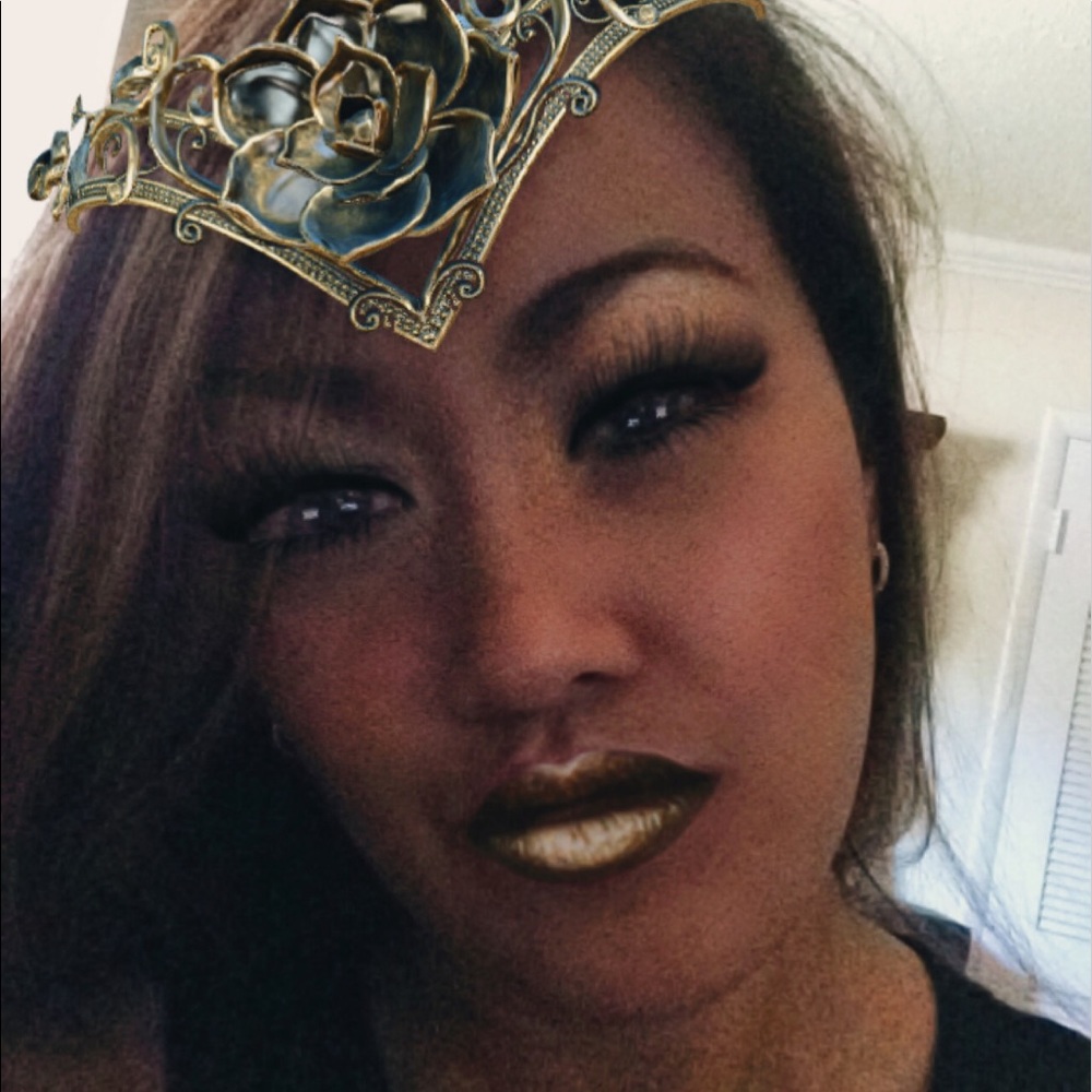 Meet your Posher, Vanessa