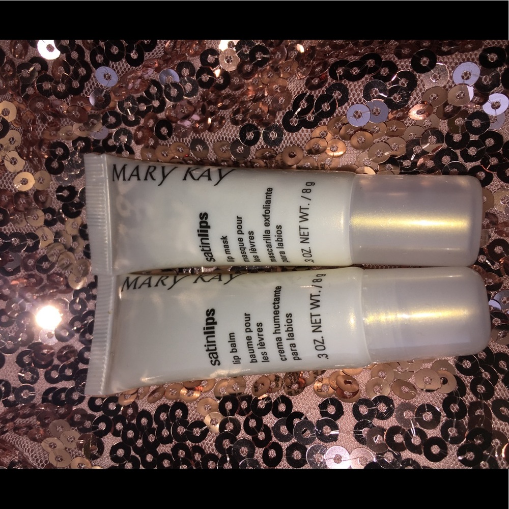 (MAKE OFFER) SATIN LIPS (Mary Kay)