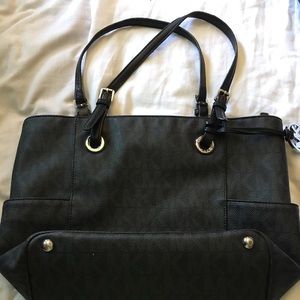 Black leather Michael Kors Tote