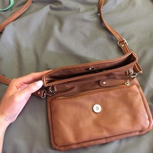 brown small crossbody bag