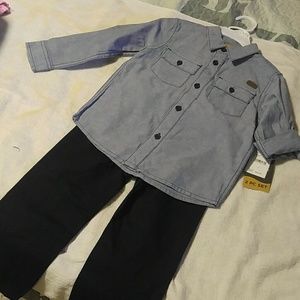Lee outfit