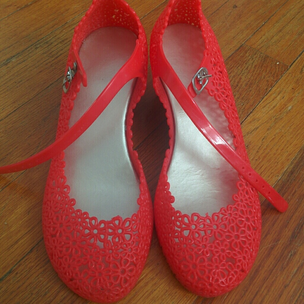 Red jelly wedges