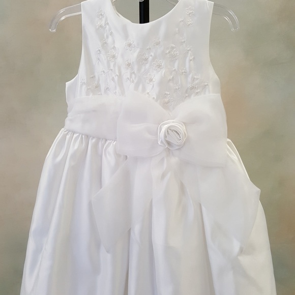First Communion or bridesmaids dress sz 4 - Picture 2 of 8