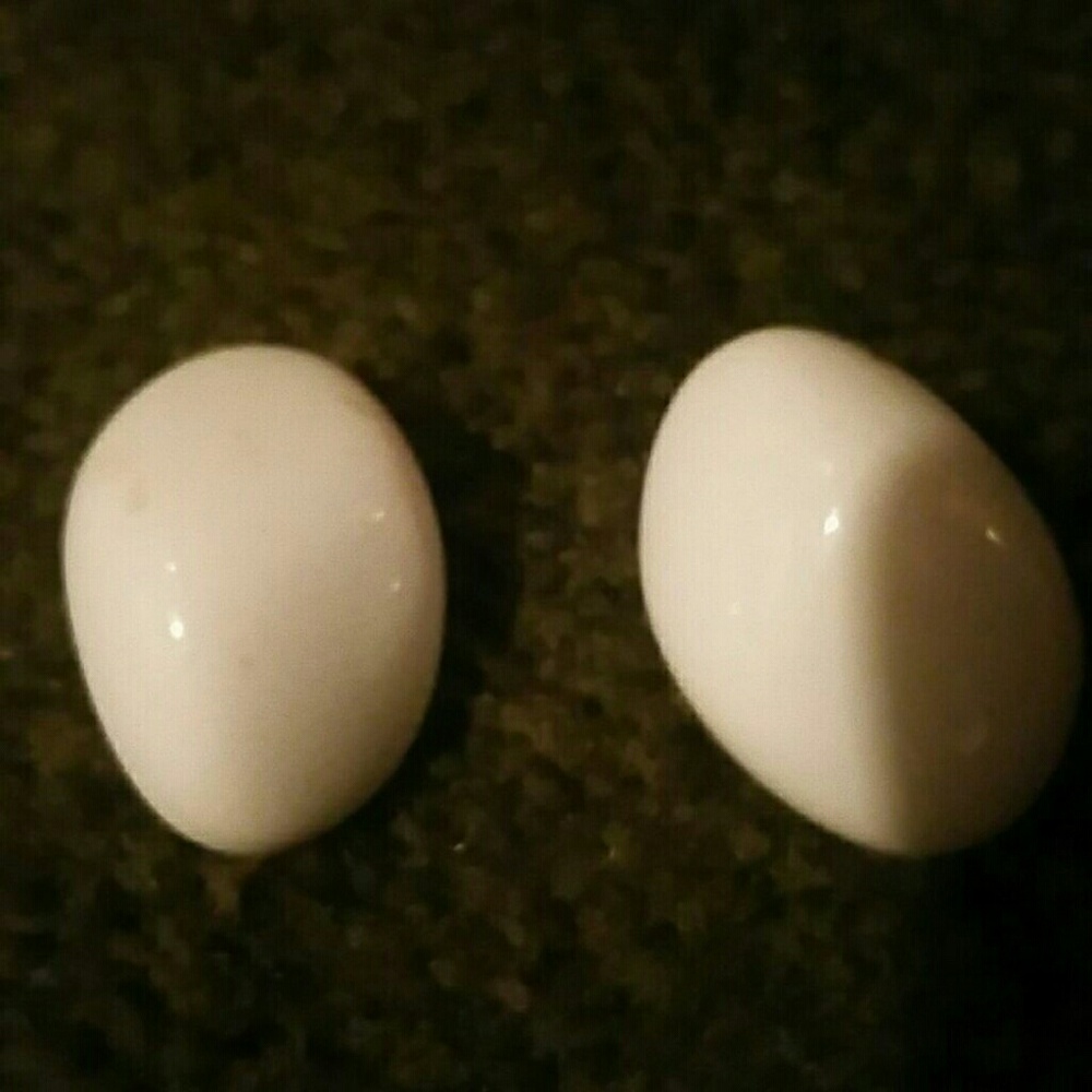 Vintage Lucite Clip Earrings