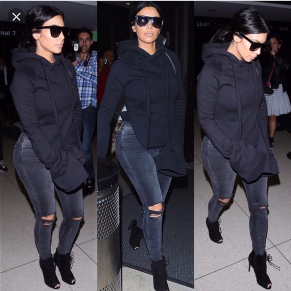 Black pull over
