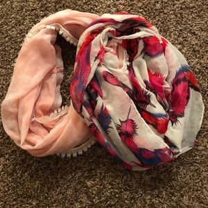 2 infinity scarves