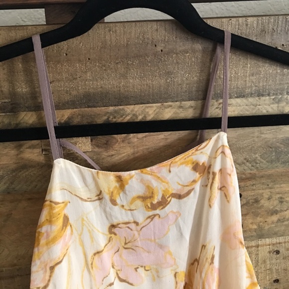 Camisole/ Tank Top - Picture 3 of 8