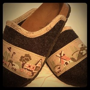Unique wooly Birkenstocks