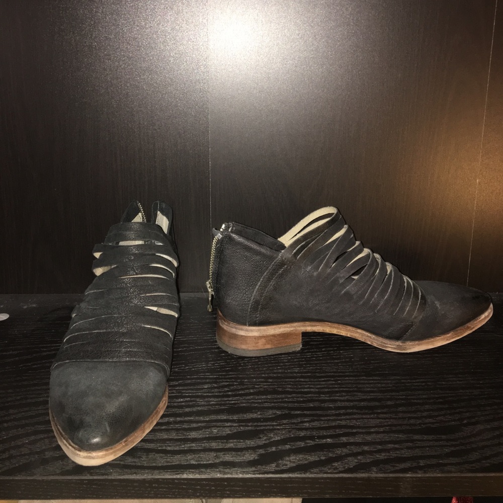 Black & brown free people flat bootie