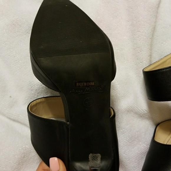 High heels - Picture 3 of 3