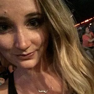 Meet your Posher, Kiersten