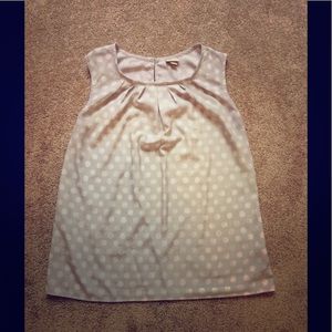 Mossimo grey polka dot sleeveless blouse size M