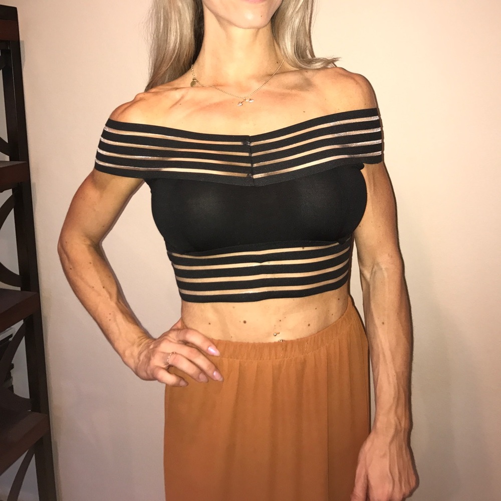 Windsor mesh top