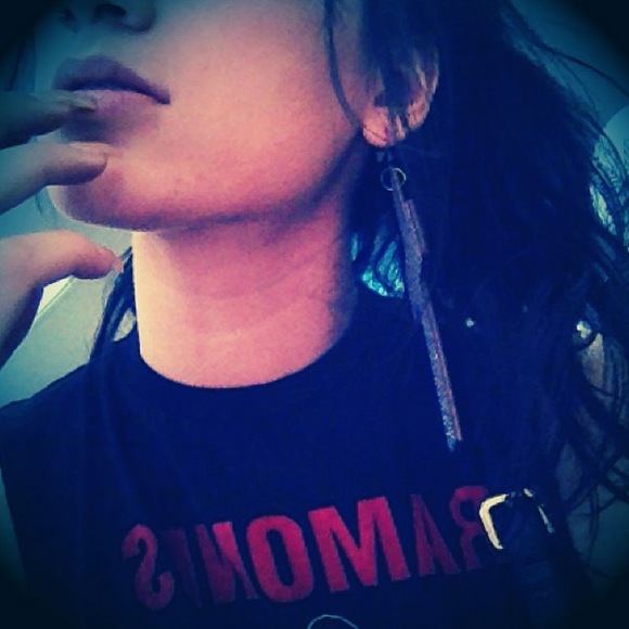 Meet your Posher, Sarah - Picture 1 of 1