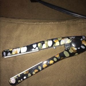 Remington travel size hair straightener