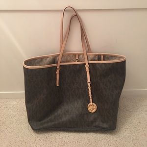 Michael Kors Tote