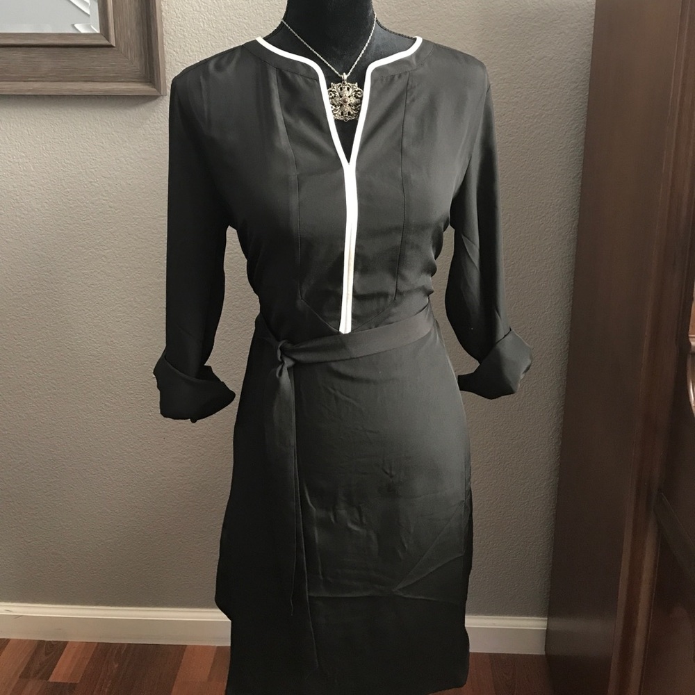 Ann Taylor black dress with cream trim