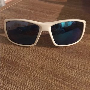 Costa Tuna Alley Sunglasses