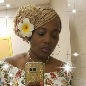 Meet your Posher, Annette