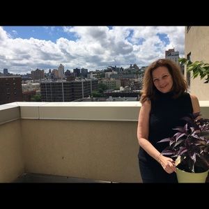 Meet your Posher, Linda