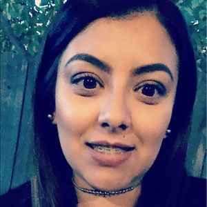 Meet your Posher, Selene