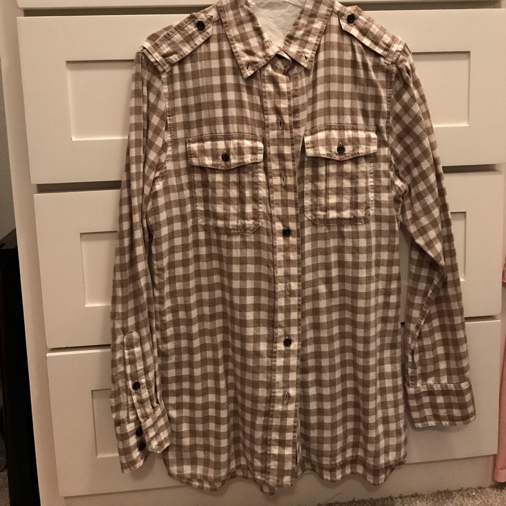 Gap flannel button down