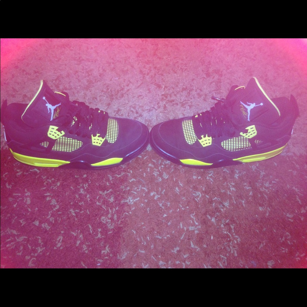 Jordan 4