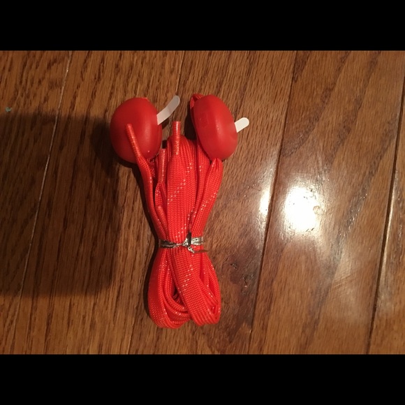 LED Shoelaces - Picture 5 of 5