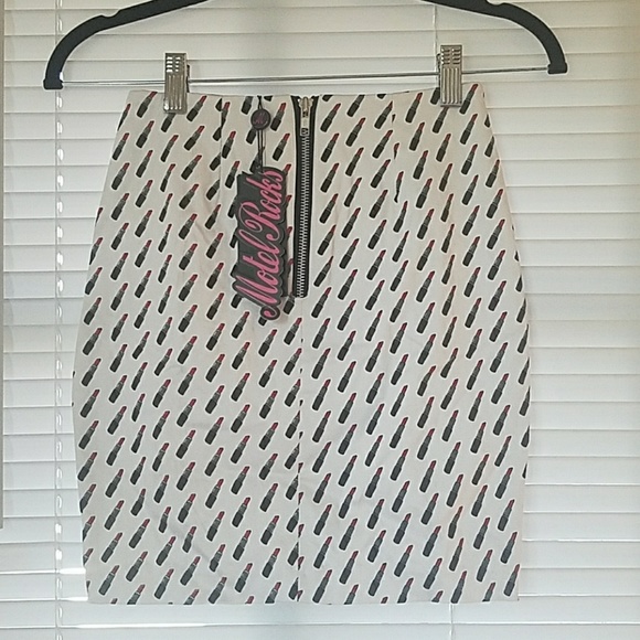 NWT RARE DISCONTINUED Motel Lipstick Skirt XS - Picture 3 of 4