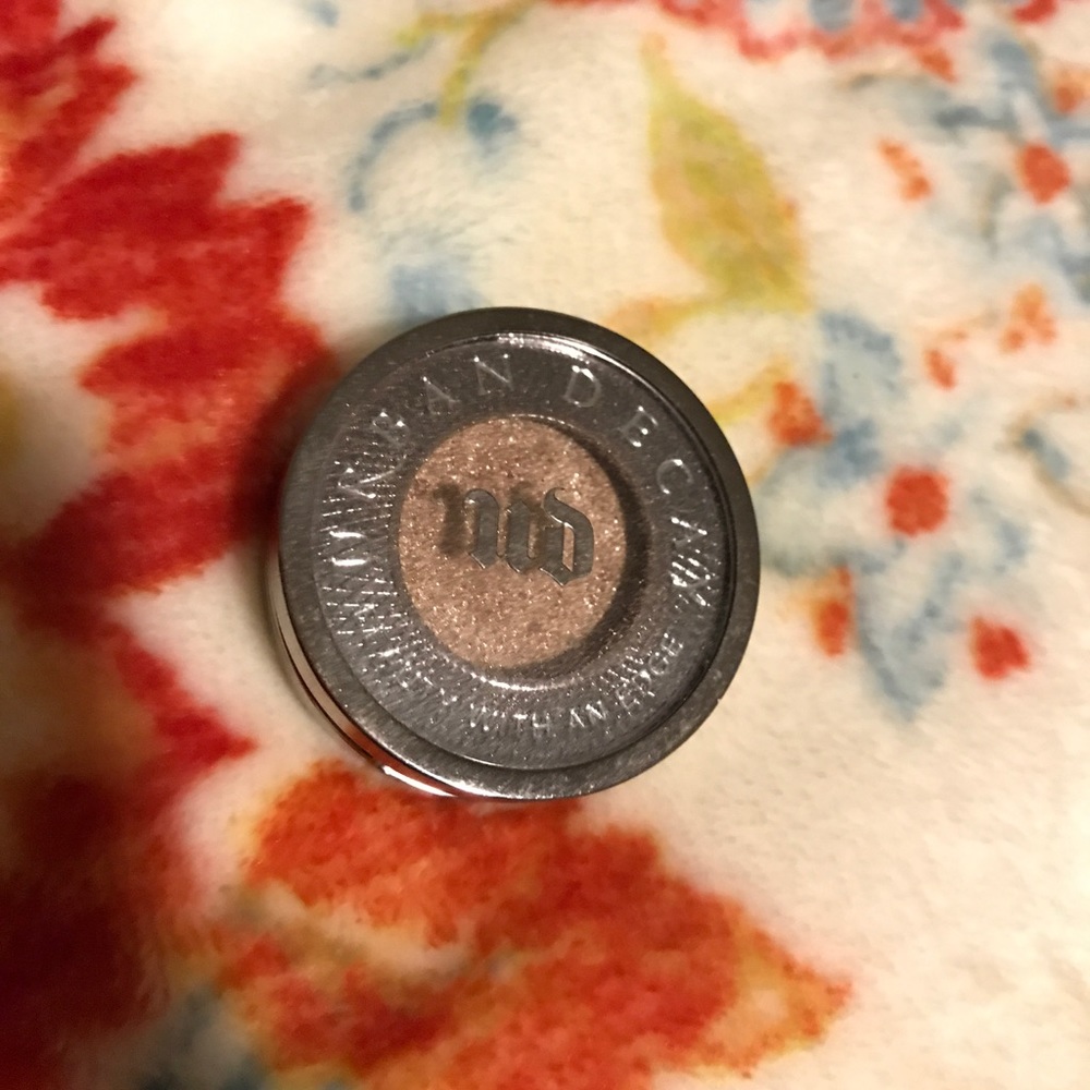 Urban Decay "Chopper" Eyeshadow