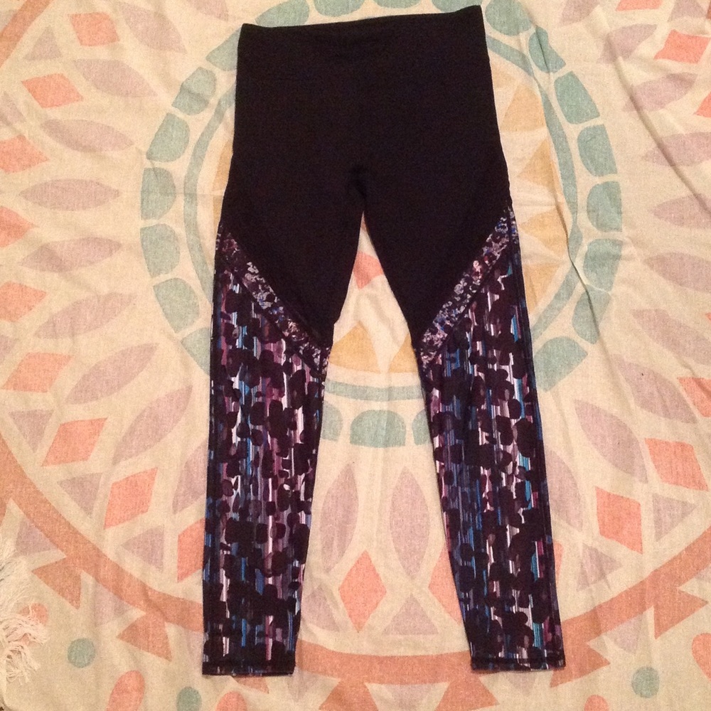 Fabletics brogan legging size s
