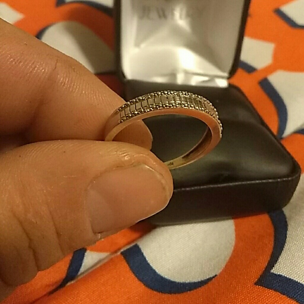 14k white gold diamond cut wedding band