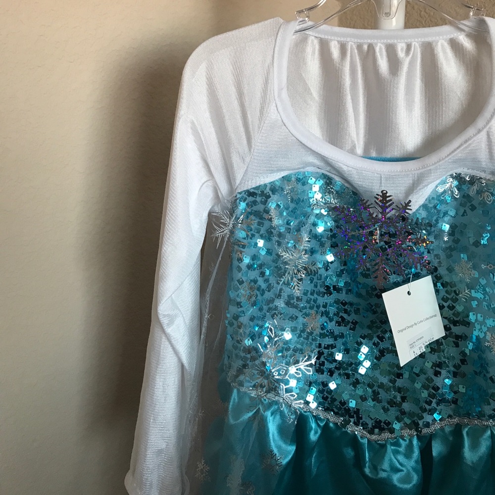 Elsa costume NEW