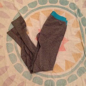 Gym shark gray leggings size s