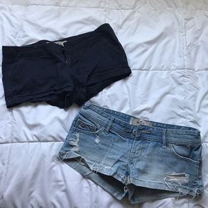 TWO Blue Hollister Low Rise Short Shorts