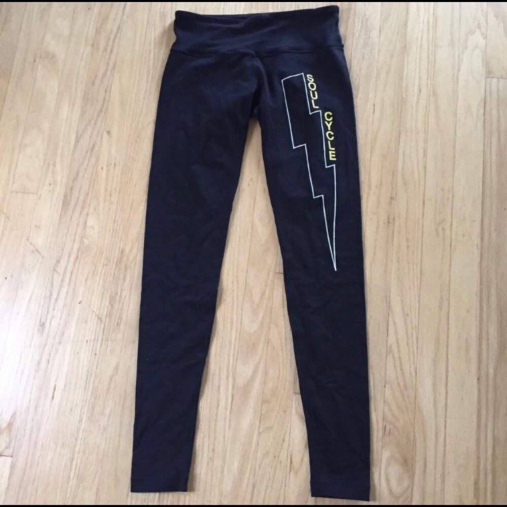 Lululemon Wunder Under x Soulcycle