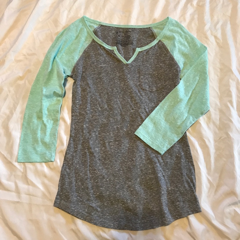 Baseball tee