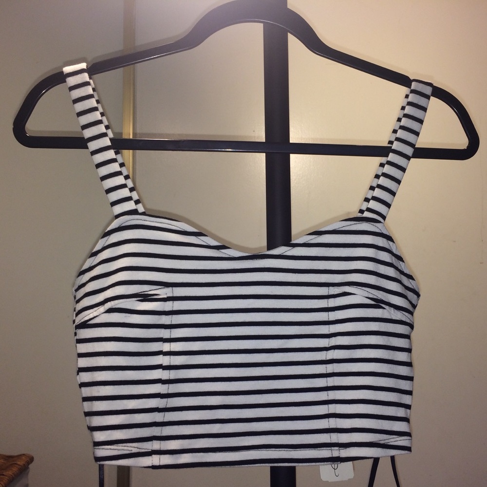 Stripped Crop Top