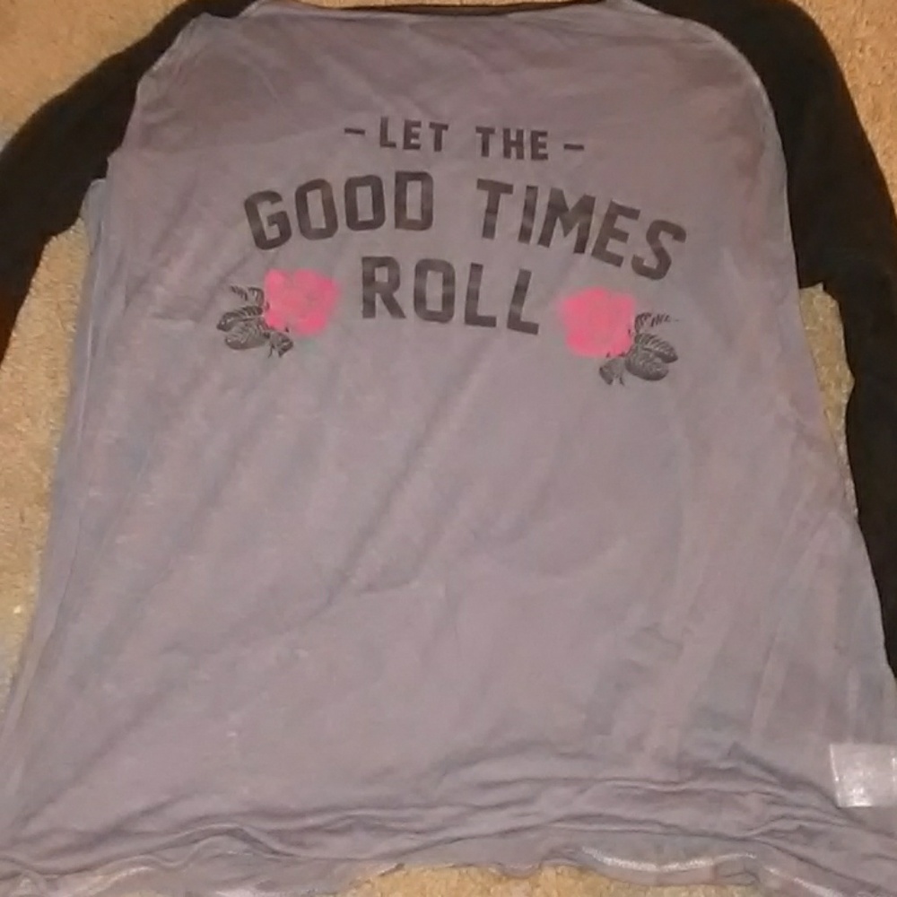 A long sleeve shirt