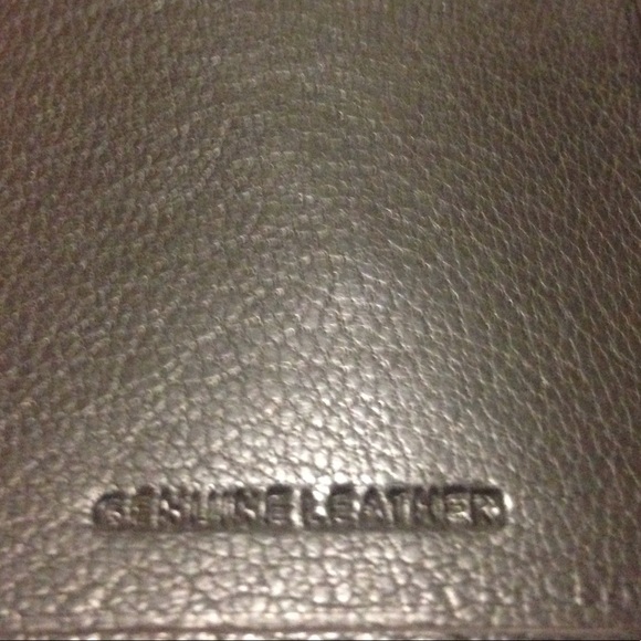 Guess wallet - Picture 3 of 3